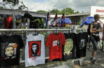 Che Guevara: Một người anh hùng hay kẻ sát nhân? - Tin180.com (Ảnh 1)