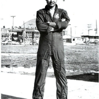 Đi Không Ai Tìm Xác Rơi - Đào Vũ Anh Hùng