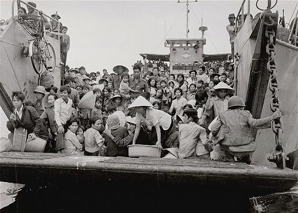 Từ lệnh bỏ Huế ngày 25/3/1975: Vĩnh Biệt Chốn Kinh Kỳ! - Nguyễn Tiến Hưng